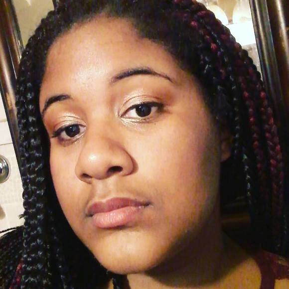 Meet your Posher, Cece - Picture 1 of 1